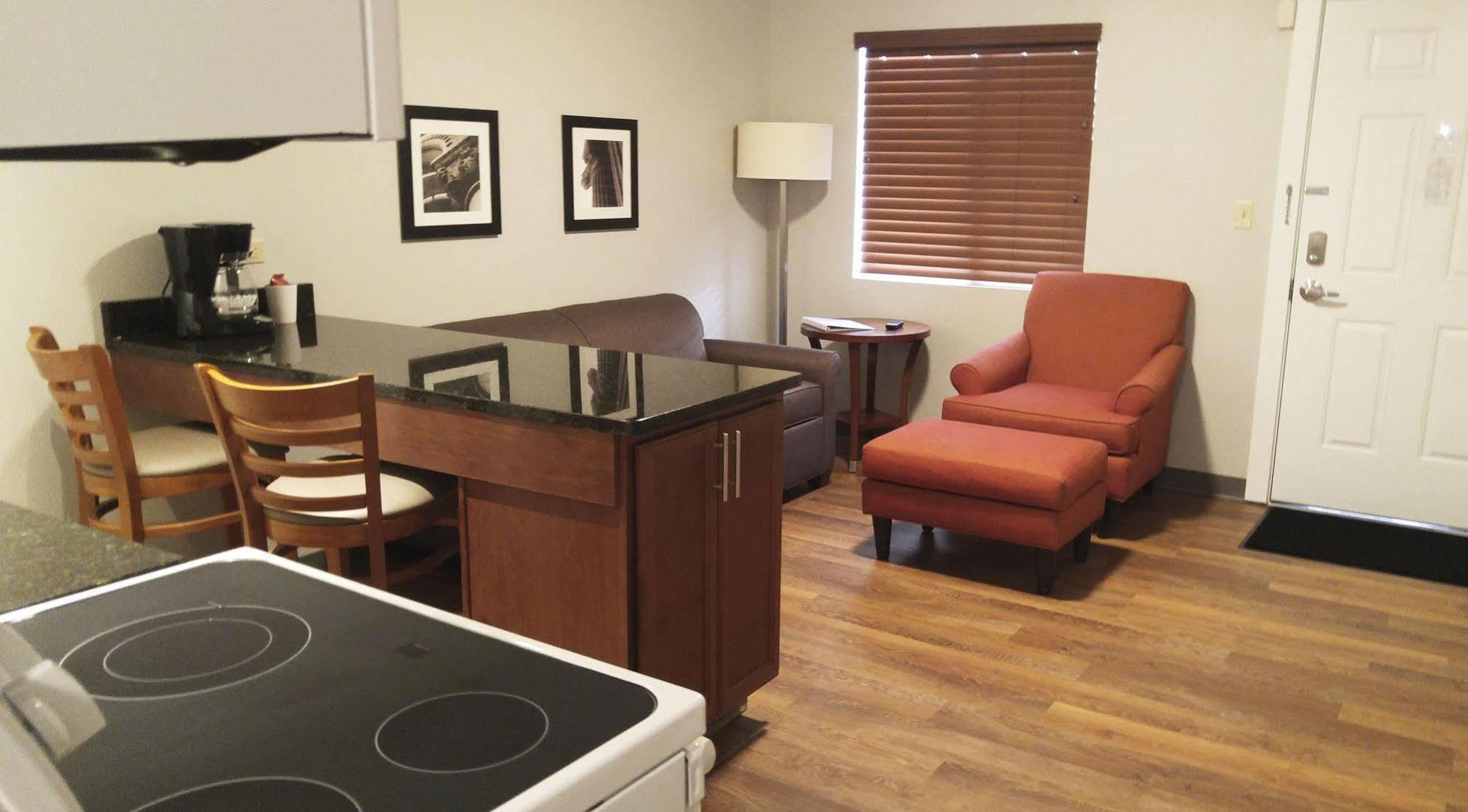 Affordable Suites Of America بورتاغ المظهر الخارجي الصورة