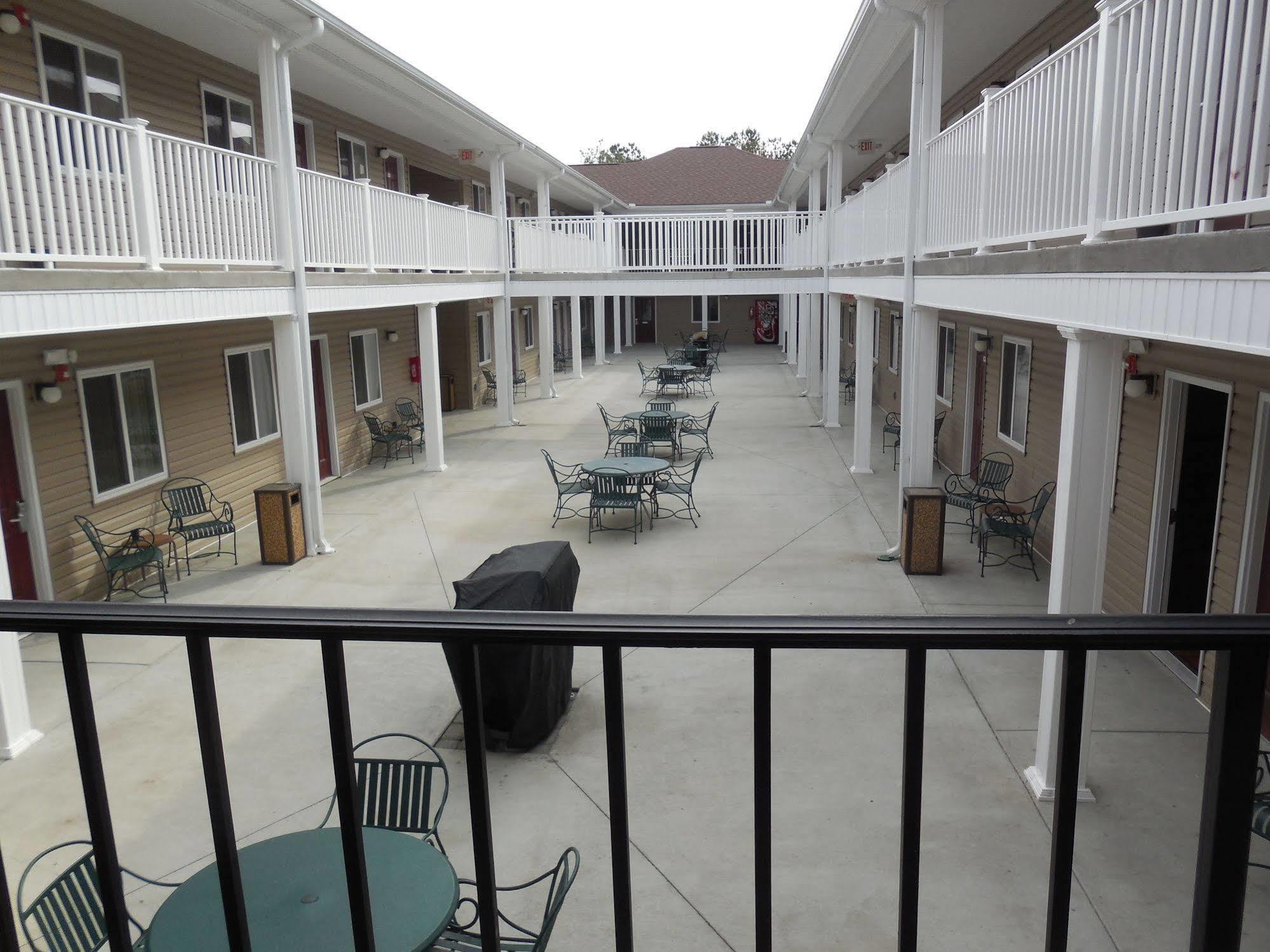 Affordable Suites Of America بورتاغ المظهر الخارجي الصورة